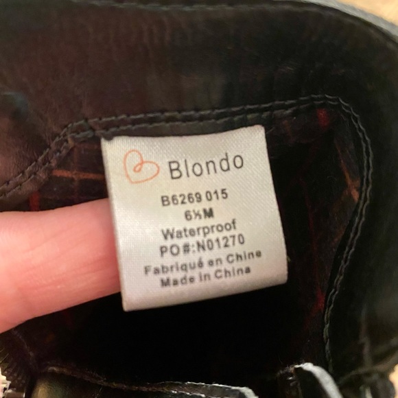 BLONDO BLACK SUEDE WATERPROOF ANKLE BOOTS SIDE ZIPS SIZE 6.5 $150 LIKE NEW BOOTS - Picture 13 of 16